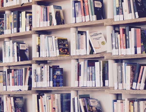 Libri Di Varia